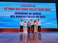 Sinh viên Trường ĐH Nha Trang vinh dự nhận học bổng Vallet năm 2023
