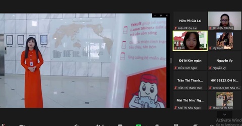Sinh viên ngành Kinh tế kiến tập trực tuyến tại Công ty TNHH Yakult Việt Nam