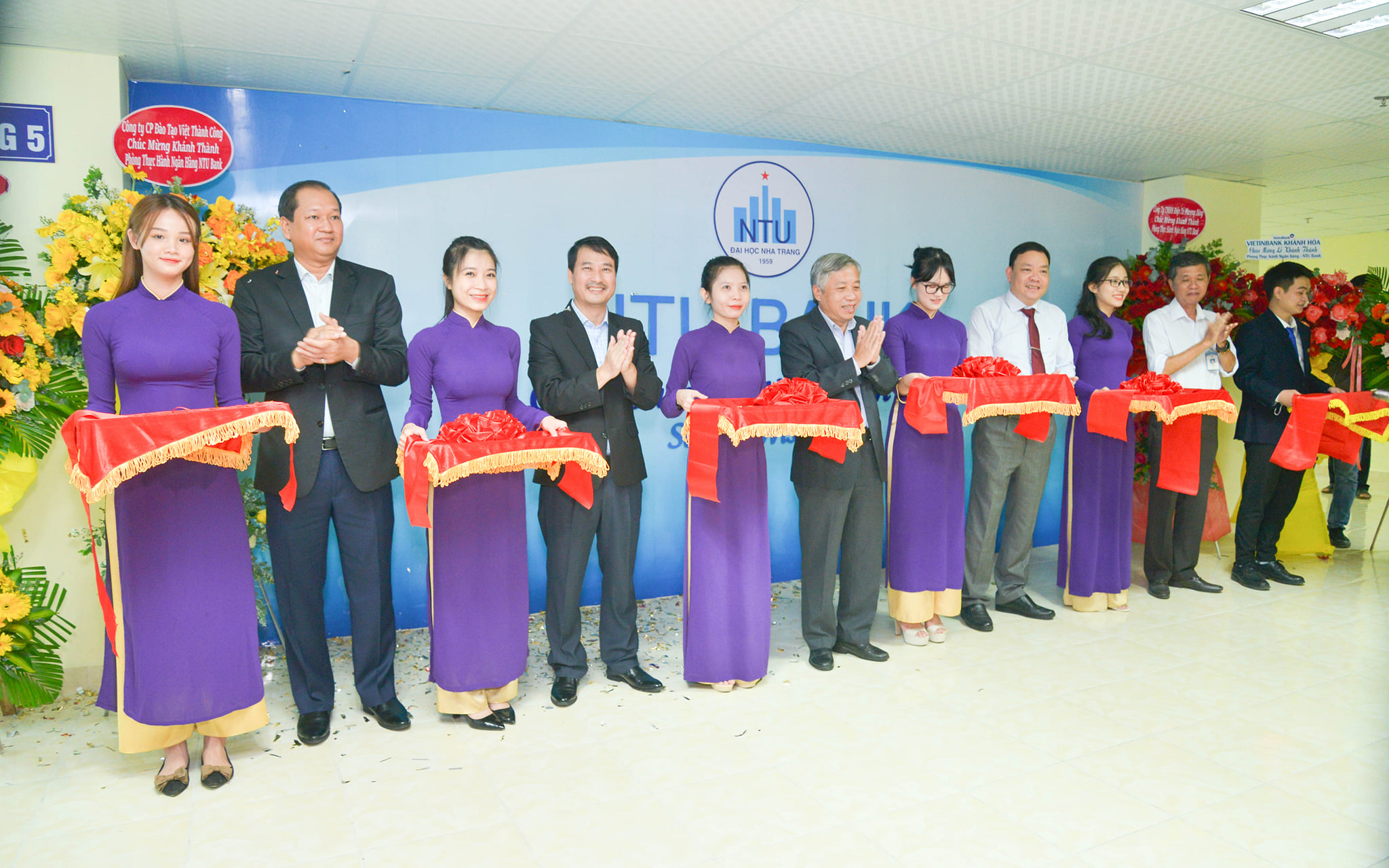 Khánh thành phòng thực hành Ngân hàng NTU Bank