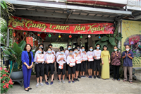 Dự án Phát triển Cộng đồng Anh ngữ tỉnh Khánh Hòa: Thăm và tặng quà tại các mái ấm tình thương 