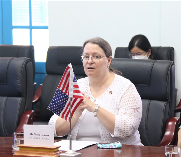 Trường ĐH Nha Trang: Tiếp đón và làm việc với Tổng lãnh sự Hoa Kỳ 