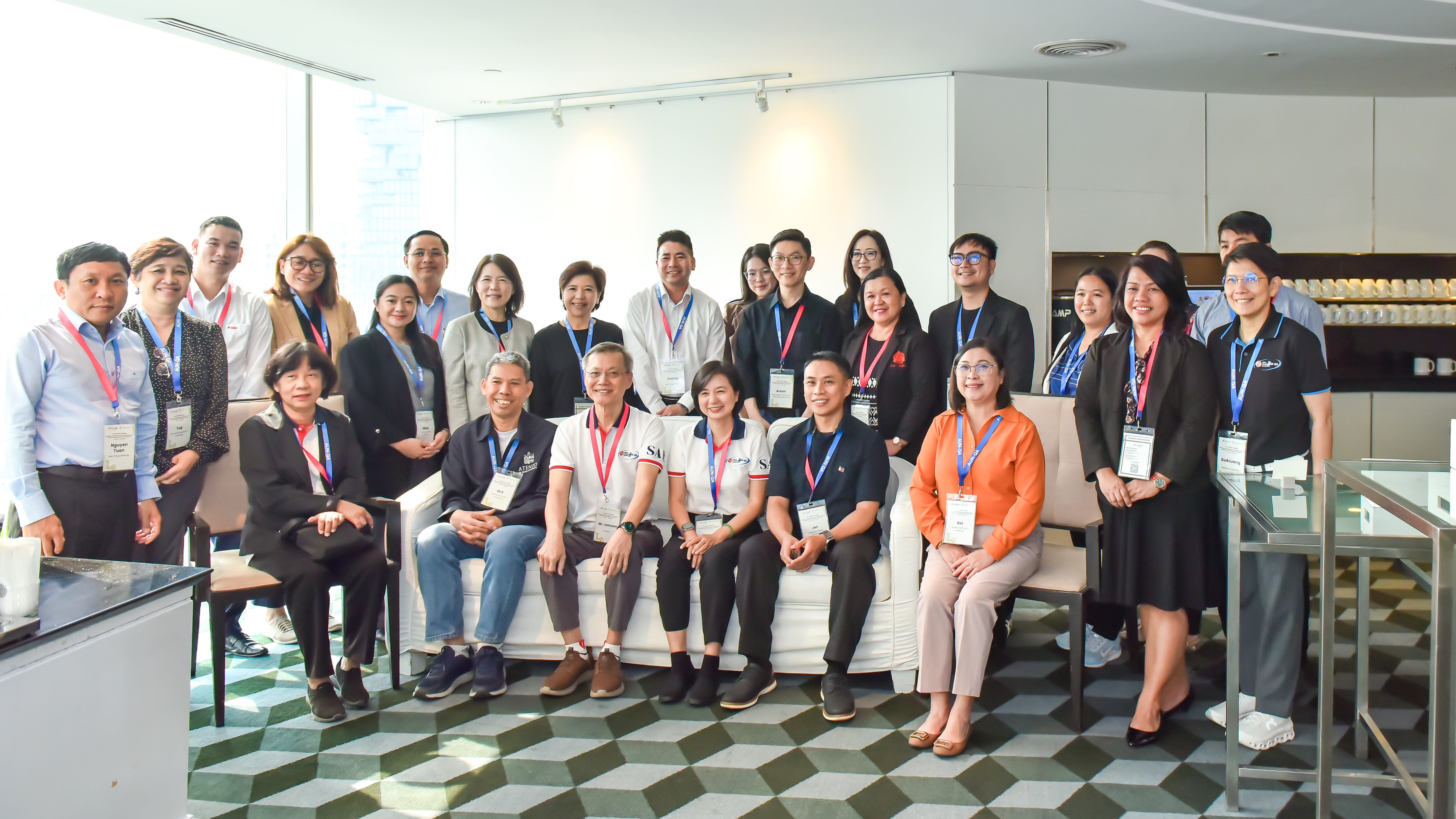 03 cán bộ tham gia tập huấn viết báo cáo tự đánh giá AUN-QA tại Thái Lan