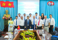 Đại học Nha Trang ký kết hợp tác với Trung tâm Công nghệ đóng tàu và sửa chữa tàu biển (Liên bang Nga)