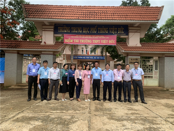 Trường Đại học Nha Trang tham gia Đoàn kiểm tra công tác coi thi Kỳ thi tốt nghiệp trung học phổ thông năm 2022 tại tỉnh Đắk Lắk
