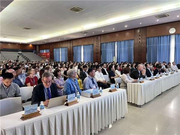 Hơn 600 đại biểu tham dự hội thảo quốc tế VietTESOL năm 2022 tại Trường ĐH Nha Trang