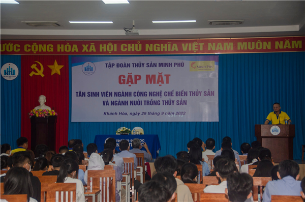 Tổng Giám đốc Tập đoàn Thủy sản Minh Phú gặp gỡ tân sinh viên ngành Thủy sản Trường ĐH Nha Trang