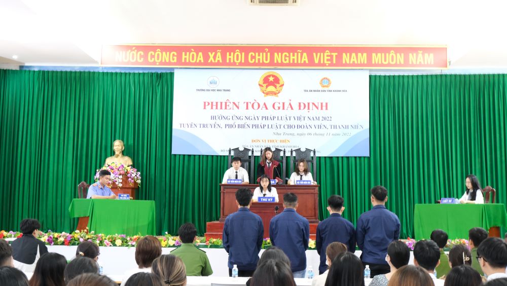 Chương trình “Tuần lễ tuyên truyền pháp luật – Phiên tòa giả định năm 2022”