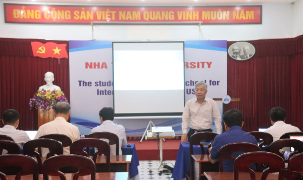 Trường ĐH Nha Trang tổ chức tập huấn về “Xây dựng chiến lược quản trị rủi ro”