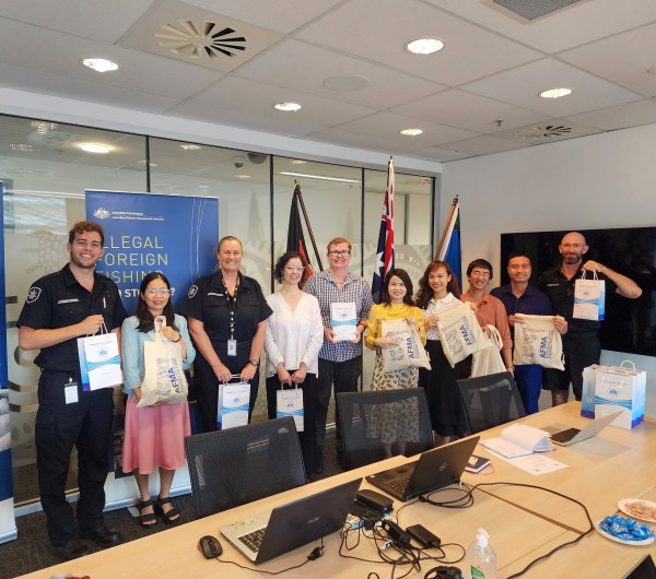 Đoàn công tác Trường ĐH Nha Trang trao đổi về kết quả Khóa 1 Dự án IUU tại Australia