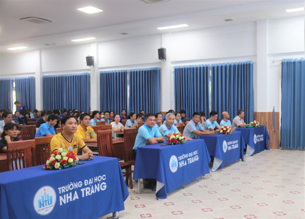 Lễ phát động Ngày hội khỏe NTU chào mừng kỷ niệm 65 năm ngày Truyền thống Trường Đại học Nha Trang