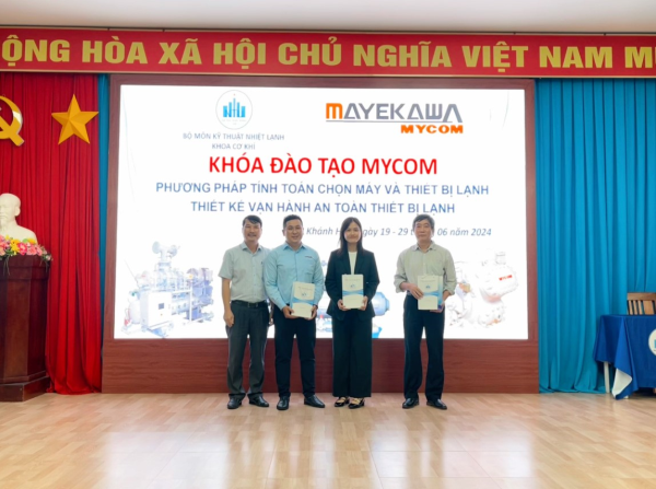 Sinh viên ngành Kỹ thuật Nhiệt tham gia khóa đào tạo chuyên môn về máy lạnh MYCOM