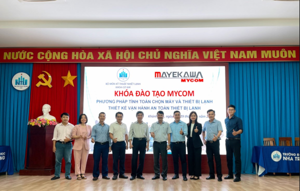 Sinh viên ngành Kỹ thuật Nhiệt tham gia khóa đào tạo chuyên môn về máy lạnh MYCOM