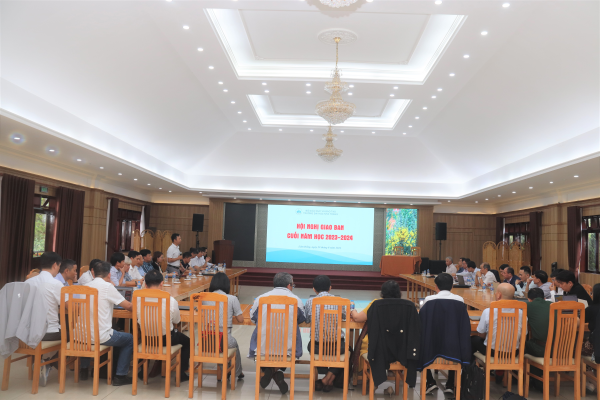 Trường Đại học Nha Trang tổ chức Hội nghị giao ban cuối năm học 2023-2024 và trao đổi kinh nghiệm tự chủ với Trường Đại học Yersin