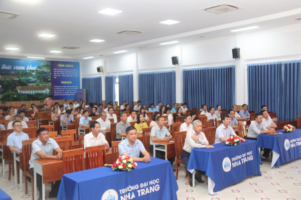 Trường Đại học Nha Trang tổ chức Lễ phát động ủng hộ đồng bào bị thiệt hại do cơn bão số 3