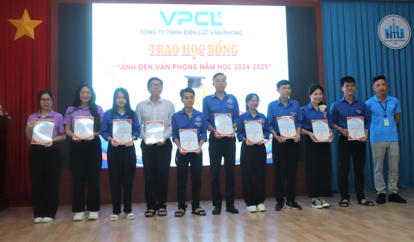 Công ty TNHH Điện lực Vân Phong tổ chức Lễ trao học bổng và gặp gỡ sinh viên thực tập tại Trường Đại học Nha Trang