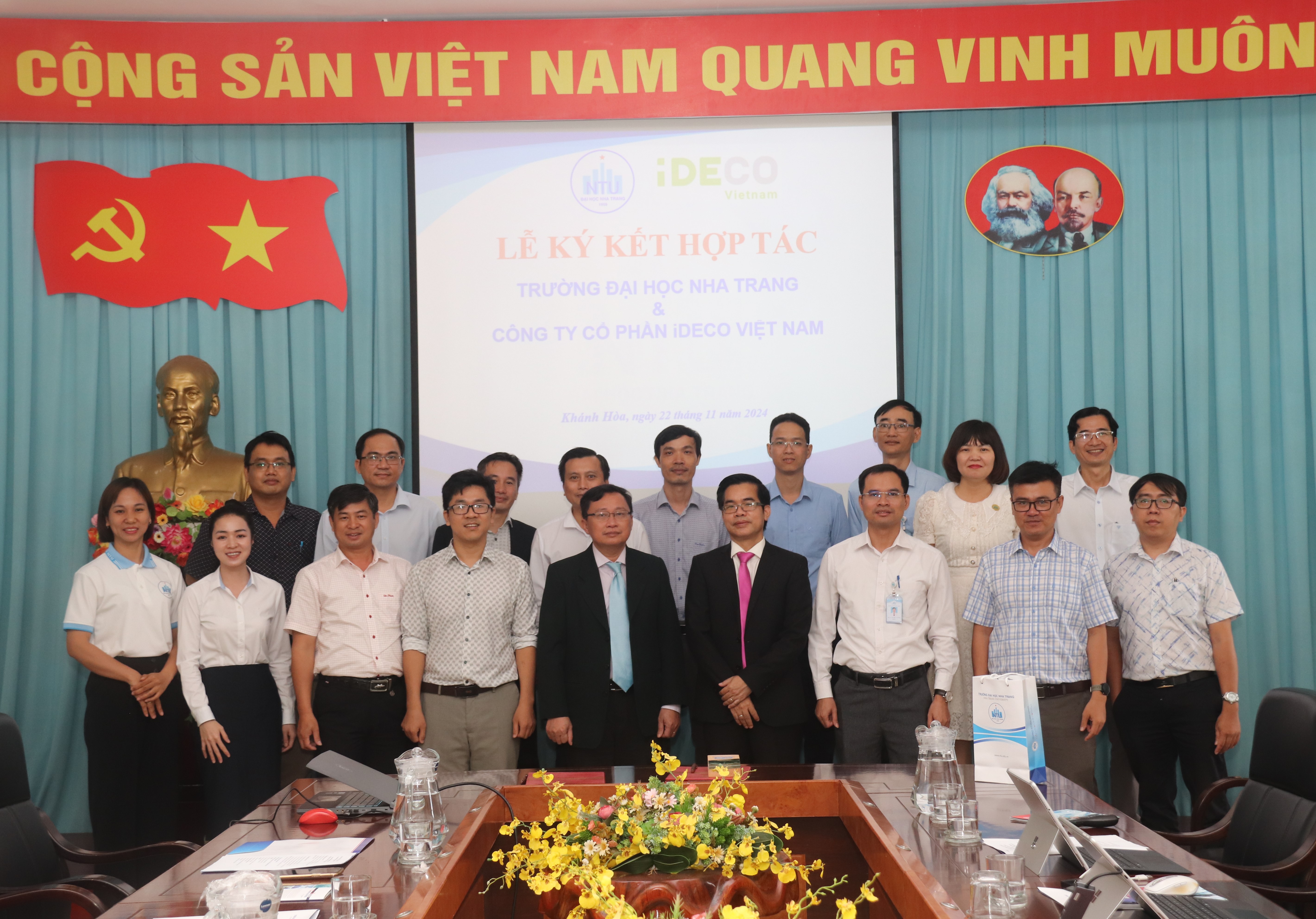 Trường Đại học Nha Trang ký kết thỏa thuận hợp tác  với Công ty Cổ phần iDECO Việt Nam