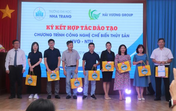 Trường Đại học Nha Trang ký kết hợp tác đào tạo  với Tập đoàn Hải Vương